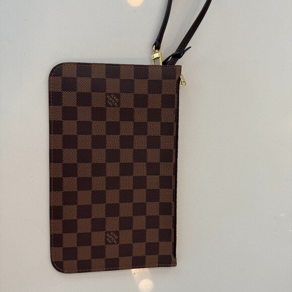 Louis Vuitton Pochette in Damier Ebene authentic - Picture 6 of 13